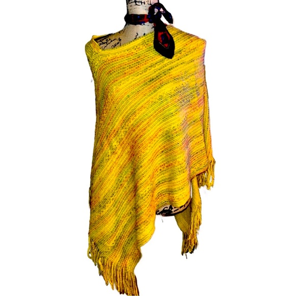 LAST- Mustard Yelliw & Multi Theeaded Fringe Pull Over Poncho - Picture 3 of 10